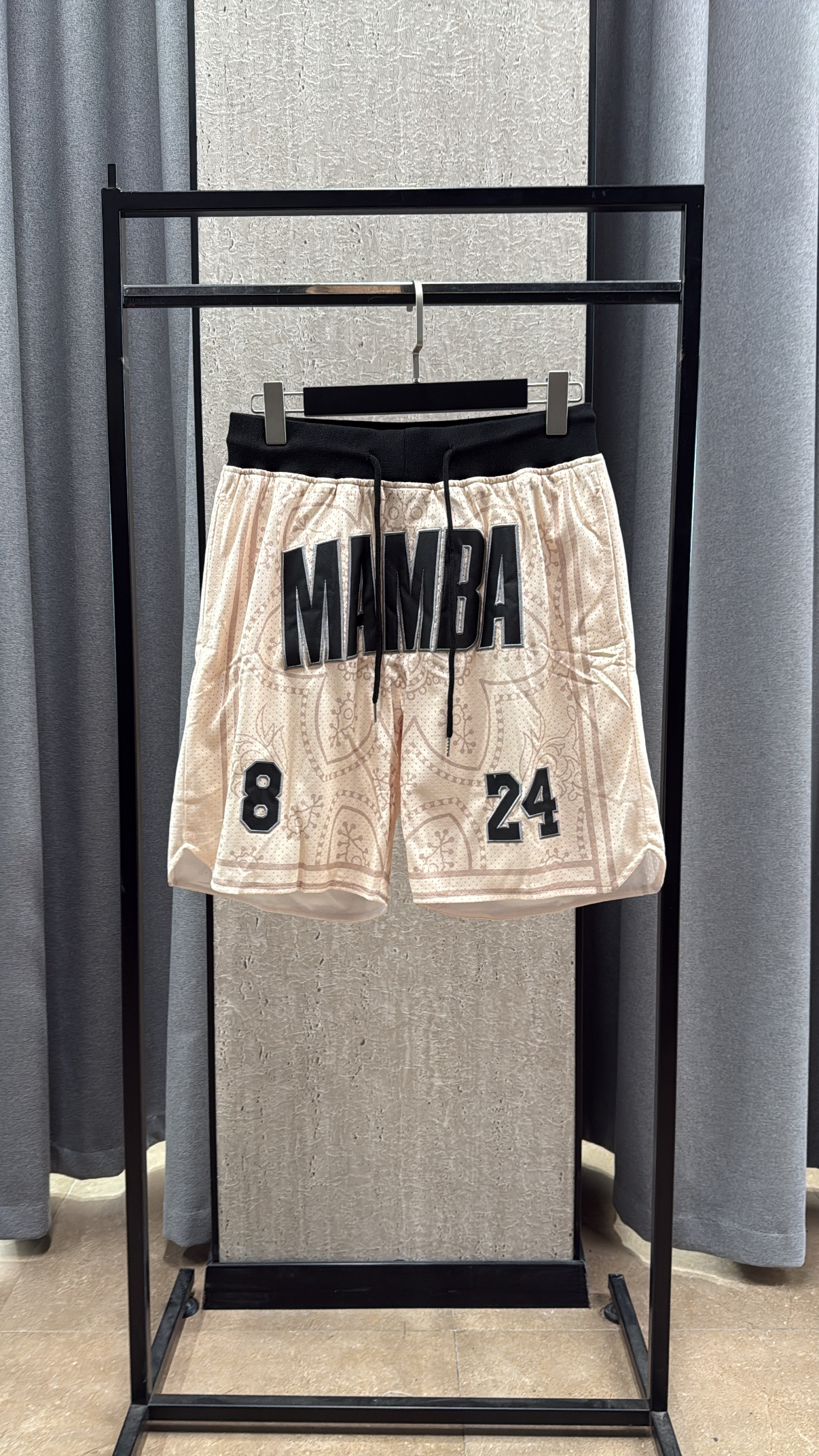 BAA756A0-CA73-401D-A1BB-106A2DAC02F0