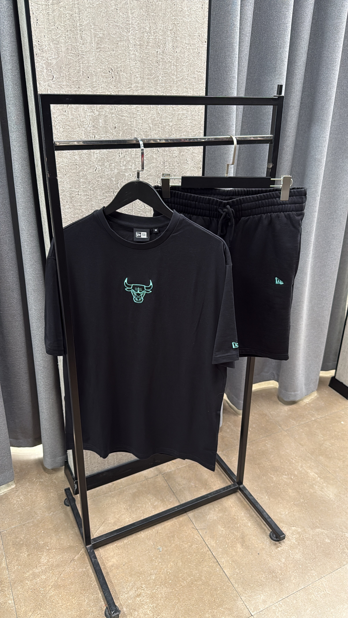 1B3F3AEE-FEA9-4AC7-9569-F6F7EC4DF3BC