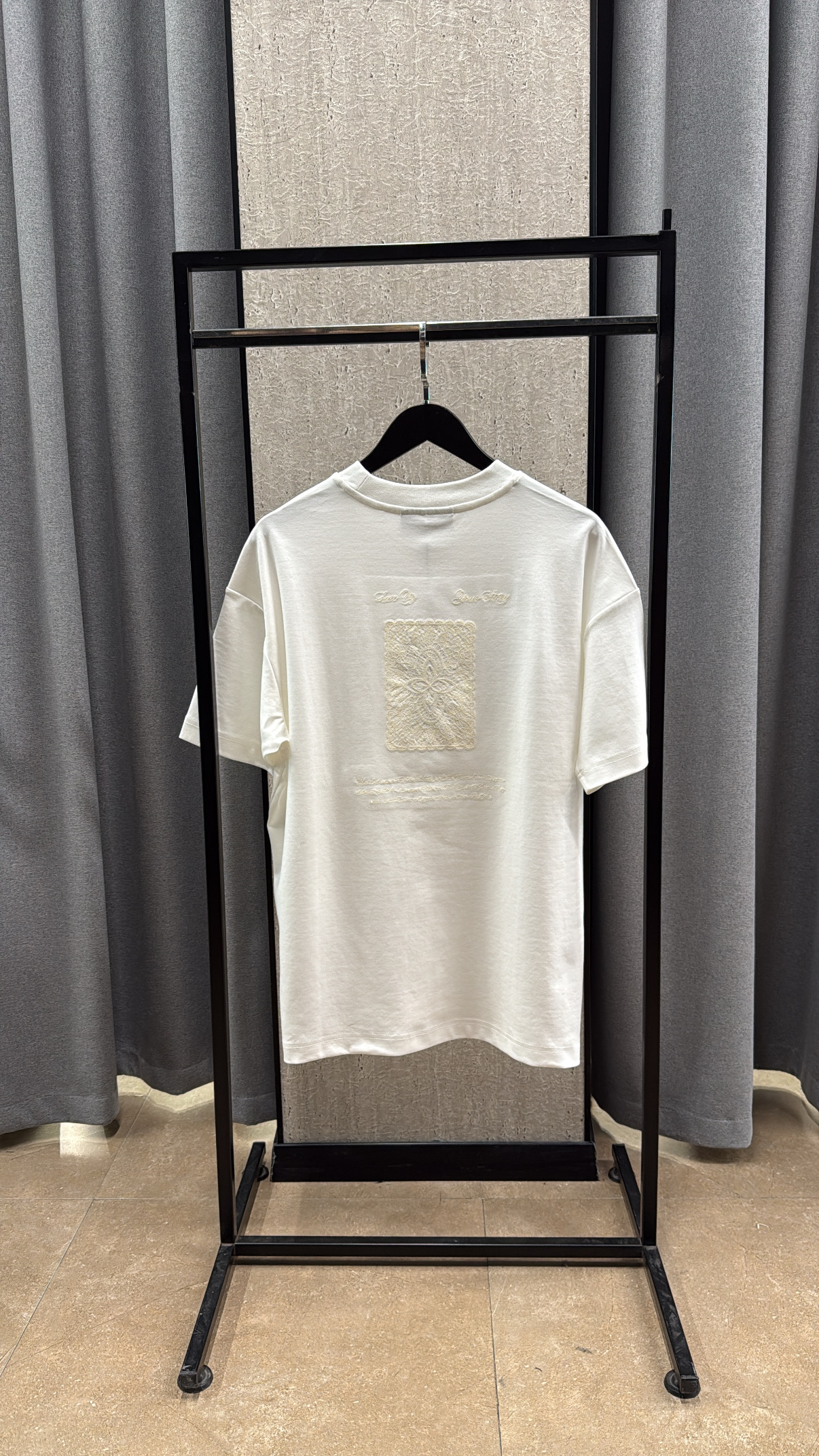 1B6E82EF-21AE-4764-A5E2-783E33696203