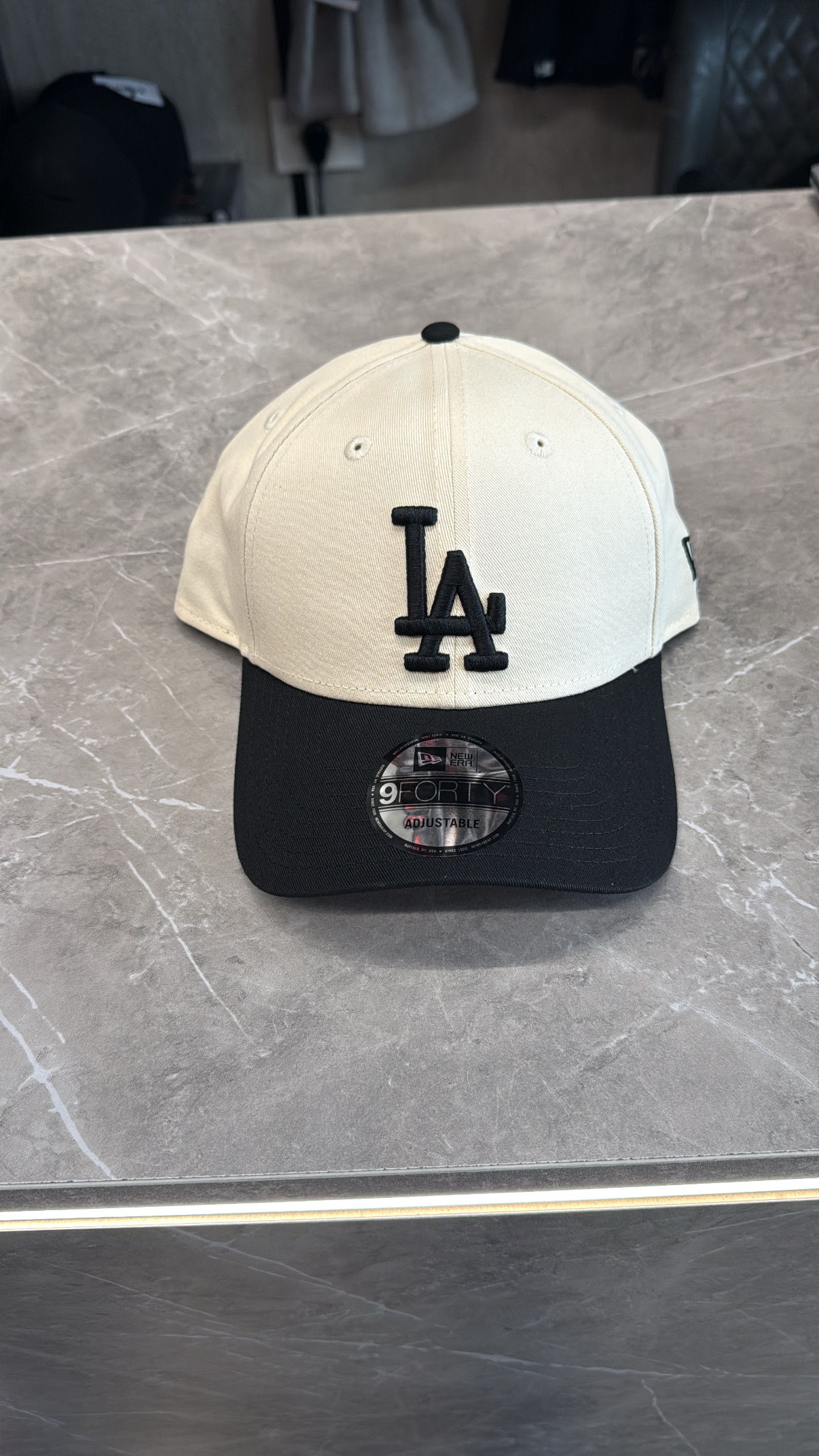 871F7B51-B586-4111-95C2-697BBA885021