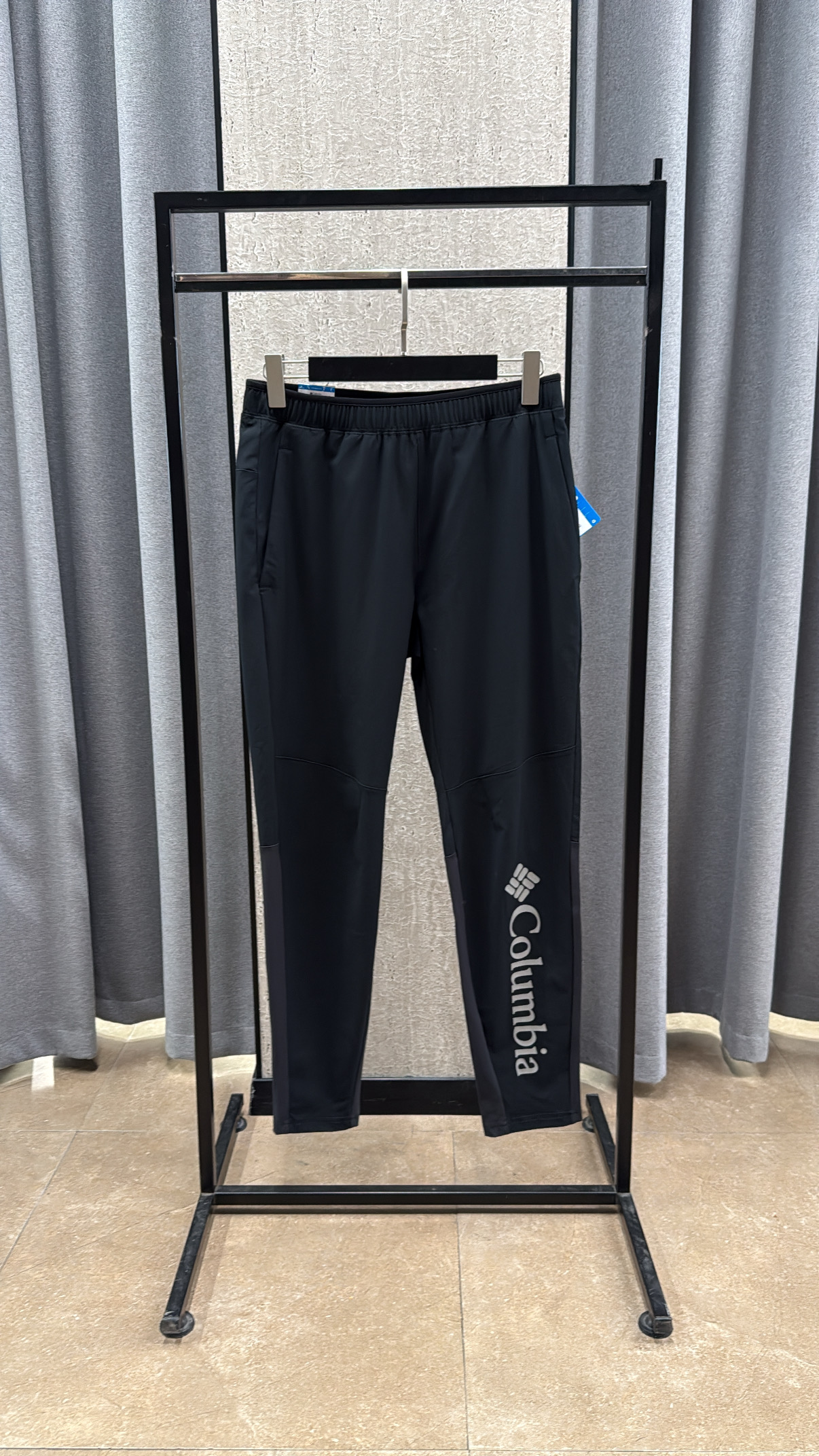 A2F9A98E-948B-4FAB-B793-F44844520870