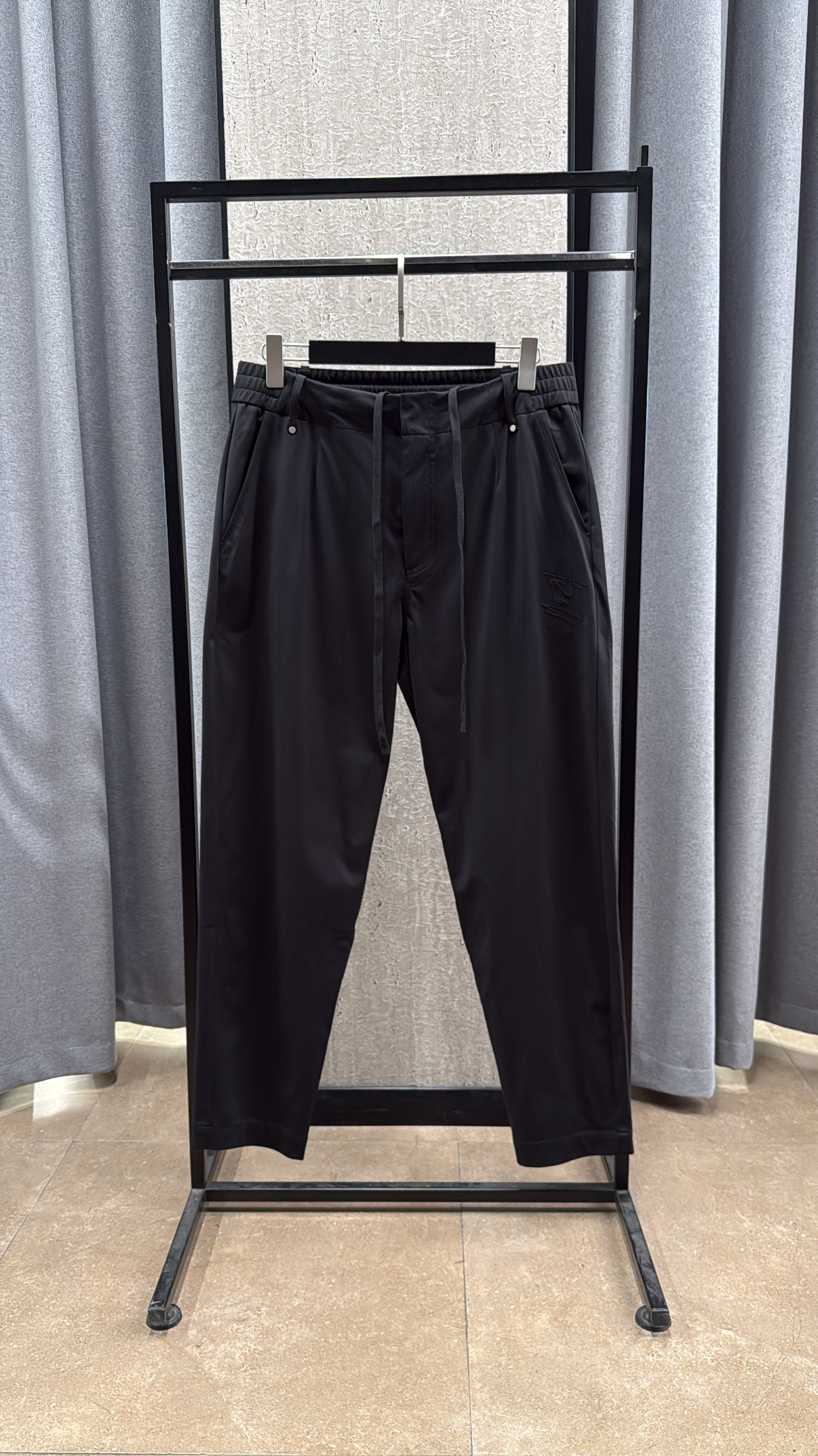 D5F48307-CBDA-4186-9F17-CF2233ECD690