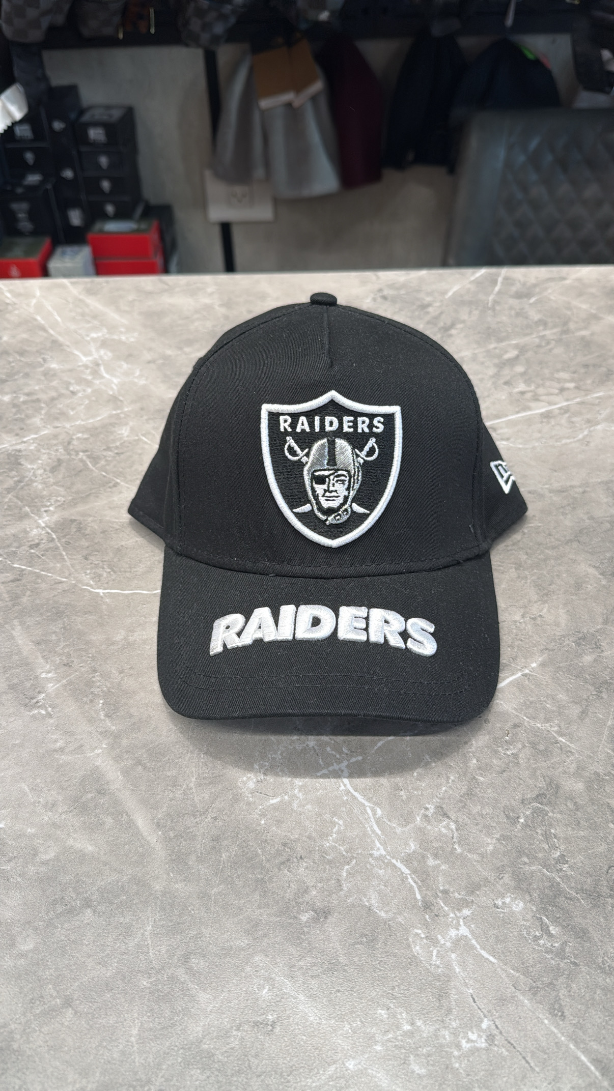 E3429ABE-4D2C-41A6-A056-1D234D2C1286