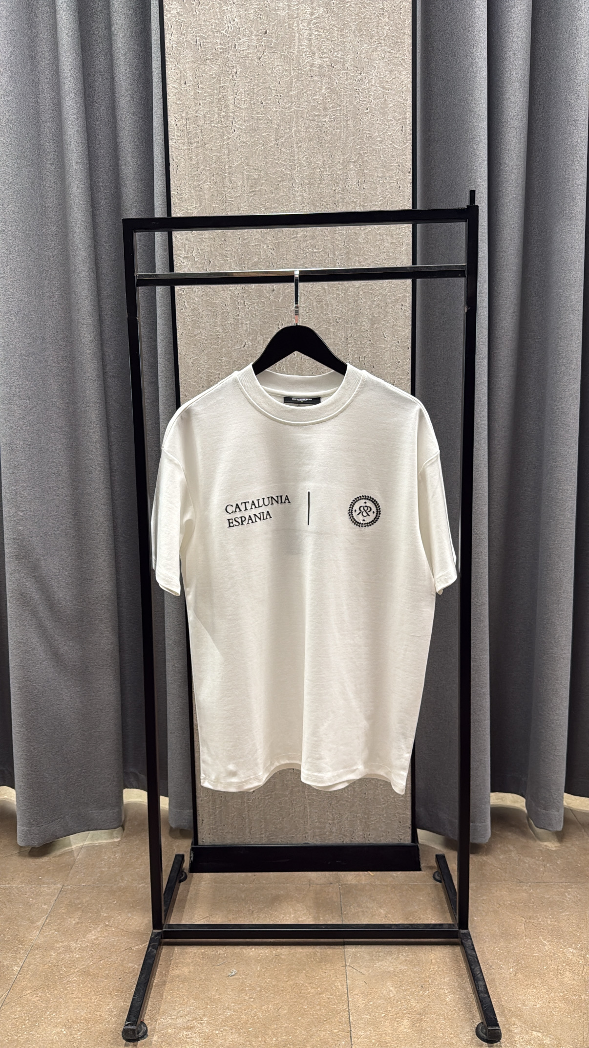 F25E0715-7863-4647-9DB1-D45353FA52E8